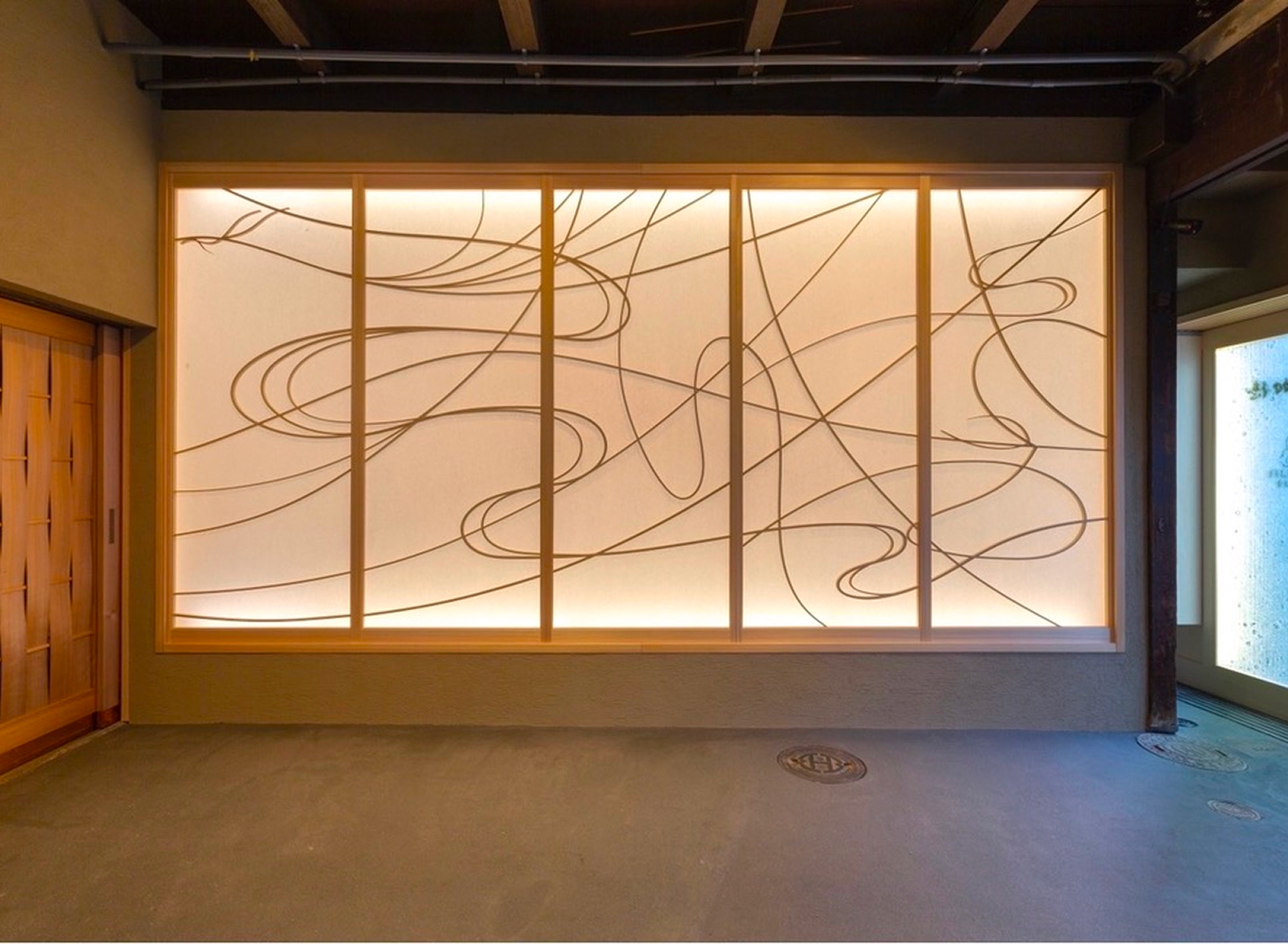 物語障子の作例（「人生の物語を木に刻む」作品例）